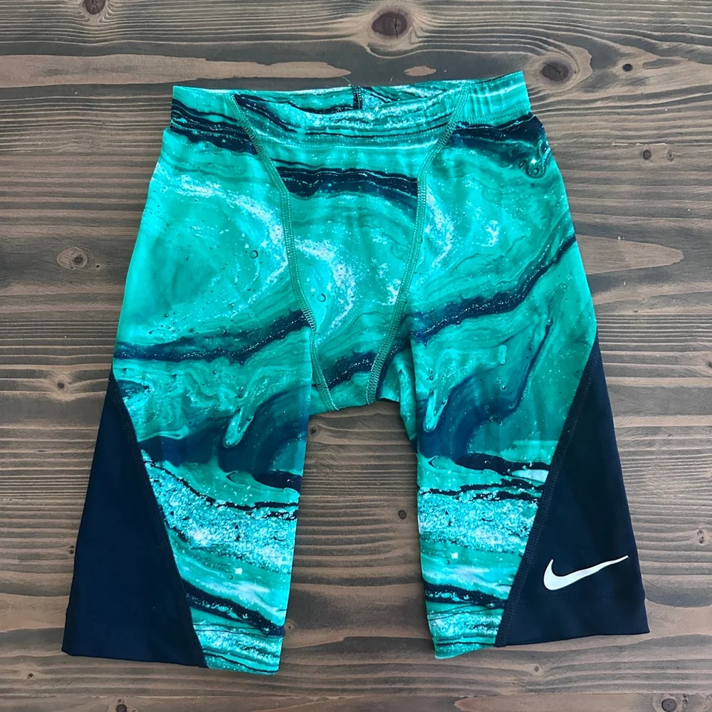 Nike Hydrastrong Swim Trunks Men’s 26 Green Black Jammer Shorts